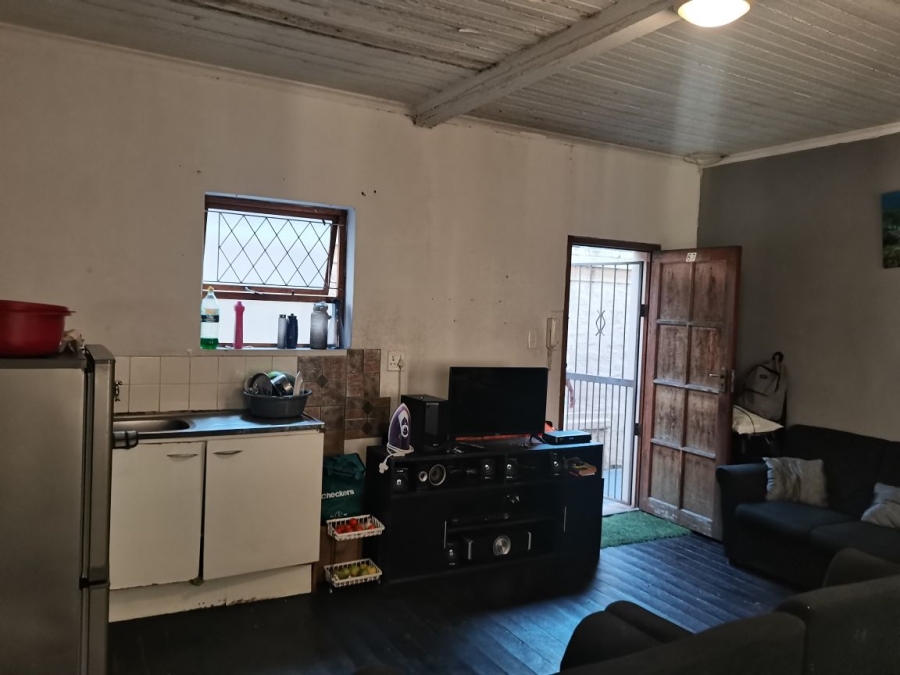 1 Bedroom Property for Sale in Port Elizabeth Central Eastern Cape